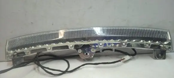 Maserati Ghibli Third/center stoplight 670008130