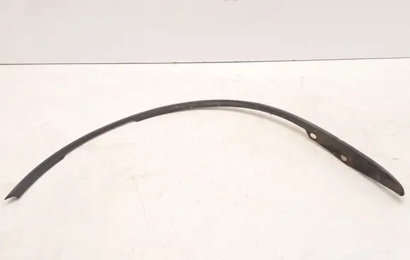 Volvo S40, V40 Front arch trim 819040