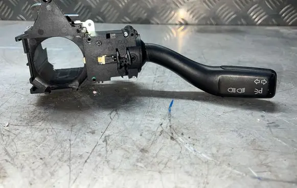 Audi Q7 4L Indicator stalk 4E0953513E K0301104601