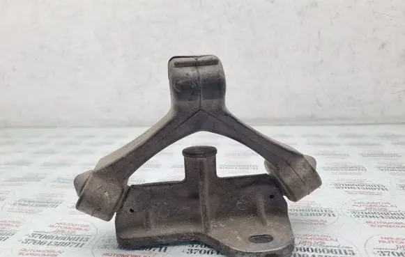 Audi A4 S4 B6 8E 8H Muffler mount bracket/holder 4B0253663F 8E0253147