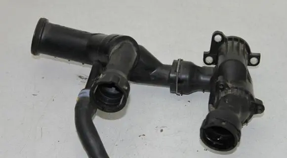 Thermostat/thermostat housing