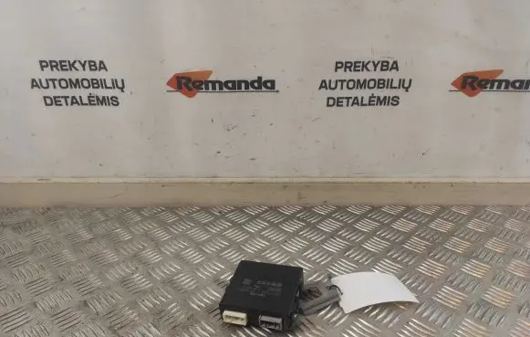 Toyota RAV 4 (XA50) Hand brake control module 8905042030