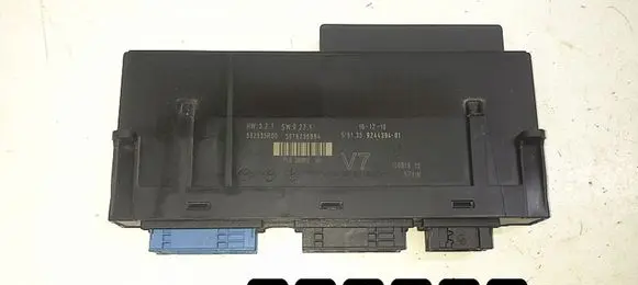 BMW 5 F10 F11 Engine control unit/module 924439401