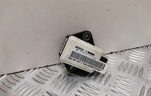 Audi A4 S4 B7 8E 8H ESP acceleration yaw rate sensor 8E0907637C
