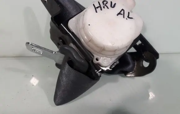 Honda HR-V Rear seatbelt