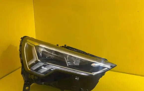 Audi Q3 F3 Headlight/headlamp 83A941034