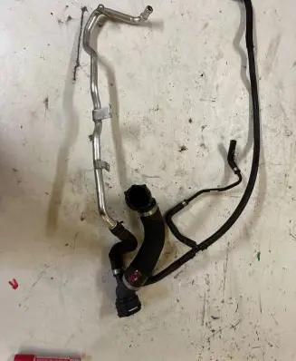 Porsche Cayenne (92A) Engine coolant pipe/hose 7P5122101P
