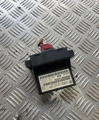 Volkswagen Touran I Gateway control module 1K0907530K 1K0907951