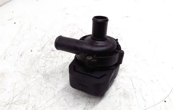 Mercedes-Benz CLS C219 Electric auxiliary coolant/water pump A2118350028 02775822