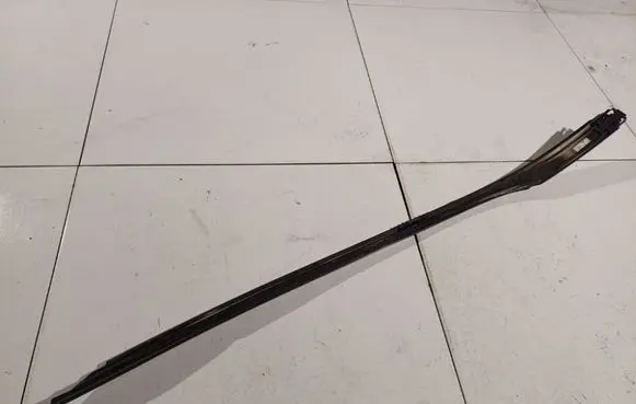 Opel Zafira A Windshield trim 76556MA