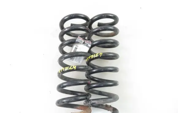 Mercedes-Benz C AMG W204 Rear coil spring