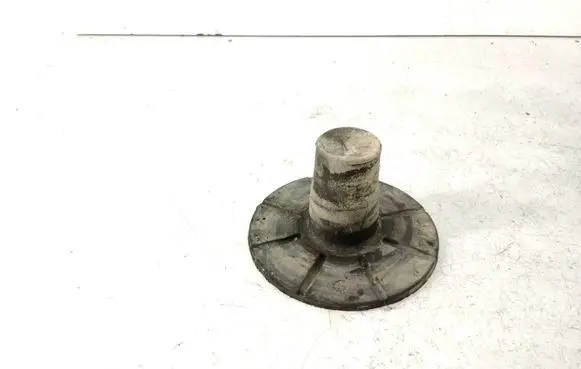 Opel Zafira B Front coil spring rubber mount 90538498