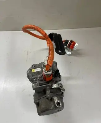 Lexus RX 450H Air conditioning (A/C) compressor (pump) 0422000465