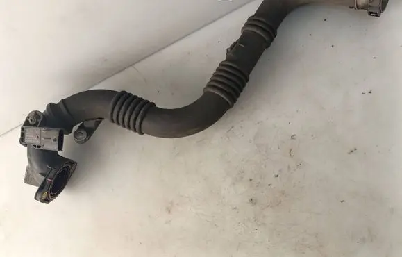 Intercooler hose/pipe