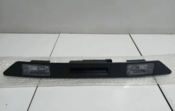 Audi A6 S6 C6 4F Trunk door license plate light bar