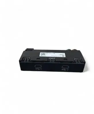 Audi Q8 e-tron USB socket connector 4N1035736