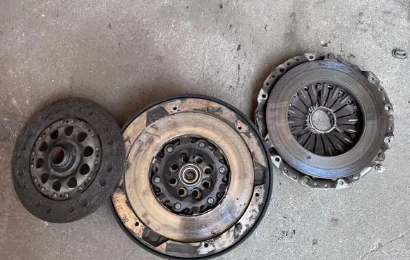 BMW 5 E60 E61 Clutch set kit 7567831