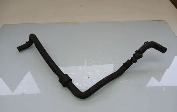 Audi A3 S3 8P Engine coolant pipe/hose