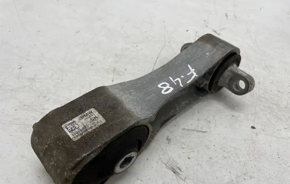 BMW X1 F48 F49 Engine mounting bracket 6885788