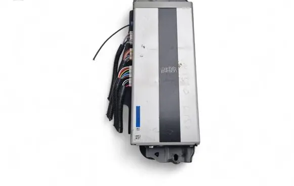 Lexus IS 220D-250-350 Sound amplifier 86280-0W360