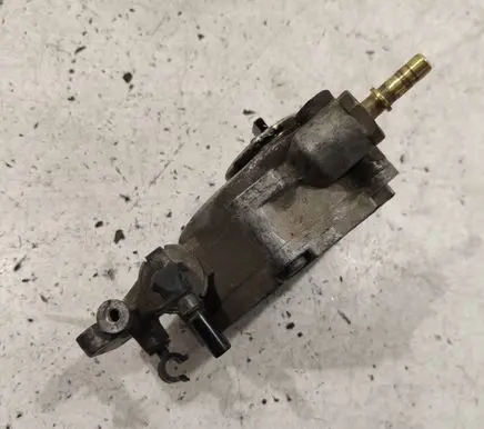 Peugeot 607 Vacuum pump D1711B
