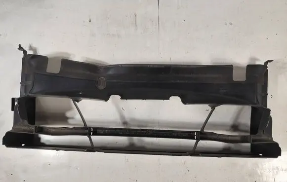 BMW 1 F20 F21 Intercooler air guide/duct channel 7255414 15677210