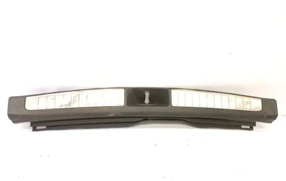 Toyota Avensis T250 Trunk/boot sill cover protection 5838705090
