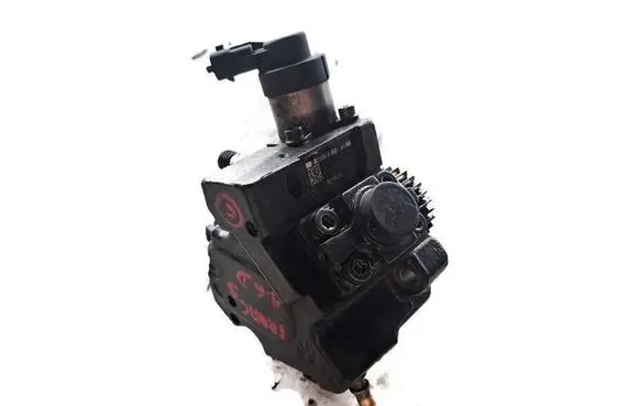Renault Trafic III (X82) Fuel injection high pressure pump 167005114R-B 0445010406 167005114R