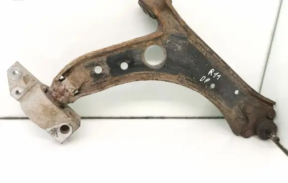 Audi A3 S3 A3 Sportback 8P Front lower control arm/wishbone 1K0407190E