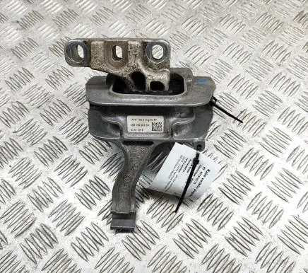 Skoda Superb B8 (3V) Engine mount bracket 5Q0199262BK
