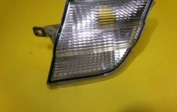Nissan Micra Front indicator light 89027935