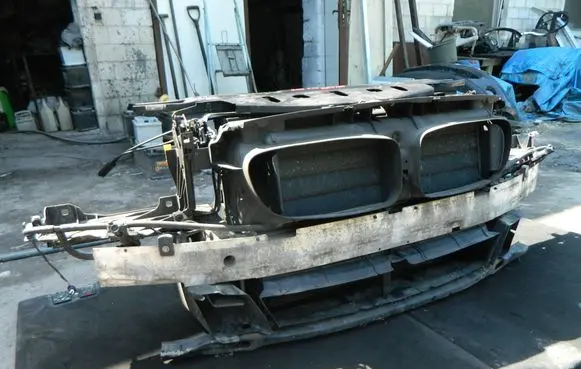 BMW 5 F10 F11 Radiator support slam panel 7332893