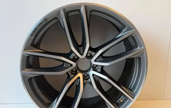 Mercedes-Benz GLC C253 R21 alloy rim A2534013900