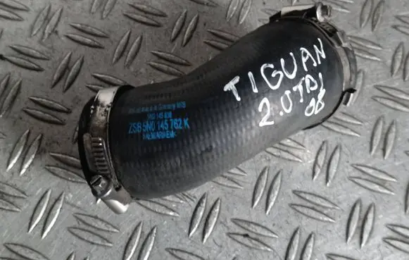 Volkswagen Tiguan Intercooler hose/pipe 5N0145762K
