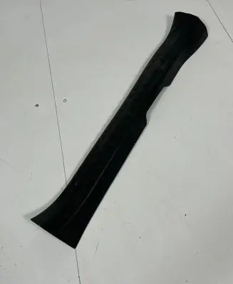 Toyota C-HR I Rear sill trim cover 67913F4010