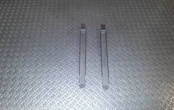 Volvo C30 Headlight/headlamp mounting bracket