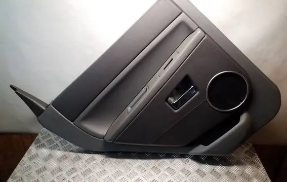 Jeep Grand Cherokee (WK) Rear door card panel trim 