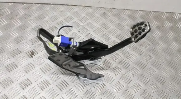 Clutch pedal