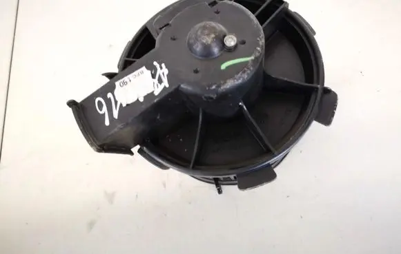 Peugeot 206 Heater fan/blower 5576701