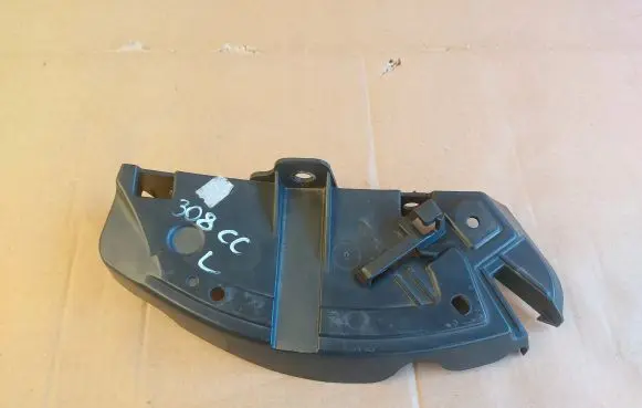 Peugeot 308 Rear bumper mounting bracket 9682804880