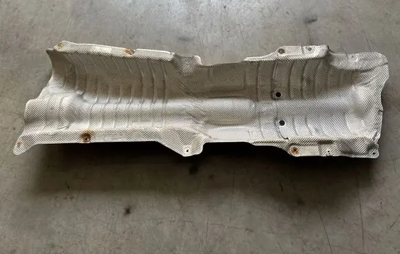 BMW 4 G22 G23 G24 G26 Exhaust heat shield 7340963
