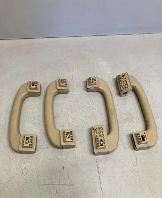 BMW 5 E60 E61 A set of handles for the ceiling 7033661 7033659