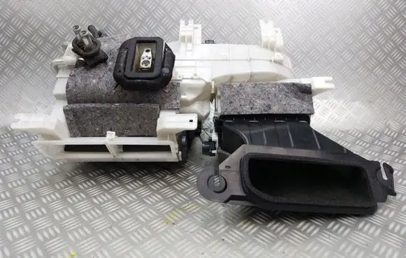 Mitsubishi Eclipse Cross Interior heater climate box assembly 7800A517