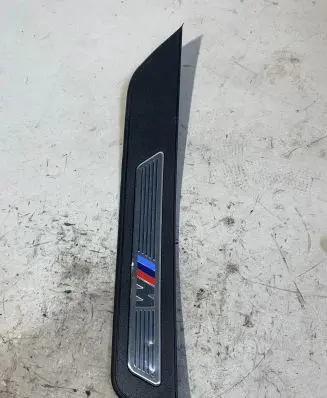 BMW 5 F10 F11 Rear sill trim cover 8050052
