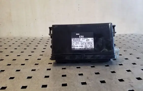 Subaru Forester SH Comfort/convenience module 88281SC330