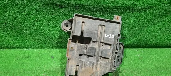 Hyundai ix35 Battery box tray 37150-2S000