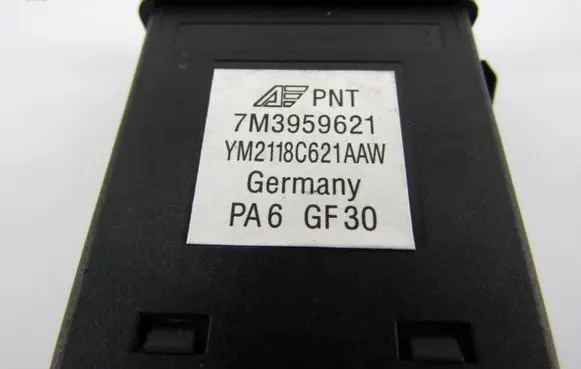 Seat Alhambra (Mk1) Windscreen/window heater switch 7M3959621
