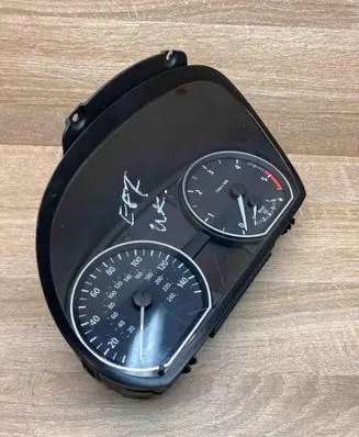 BMW 1 E81 E87 Speedometer (instrument cluster) 1041568 104277503 NOPARTNUMBER