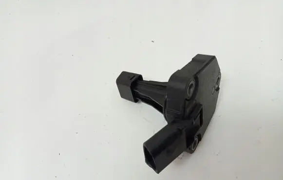 Skoda Octavia Mk3 (5E) Oil level sensor 03C907660G