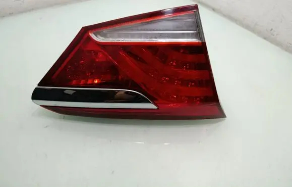 Hyundai i40 Tailgate rear/tail lights